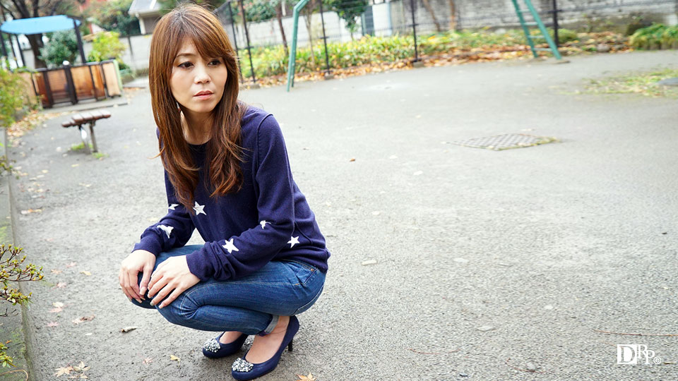 First Document By Amateur Wife, 43: Ayano Honjo (PacoPacoMama-052017_090)