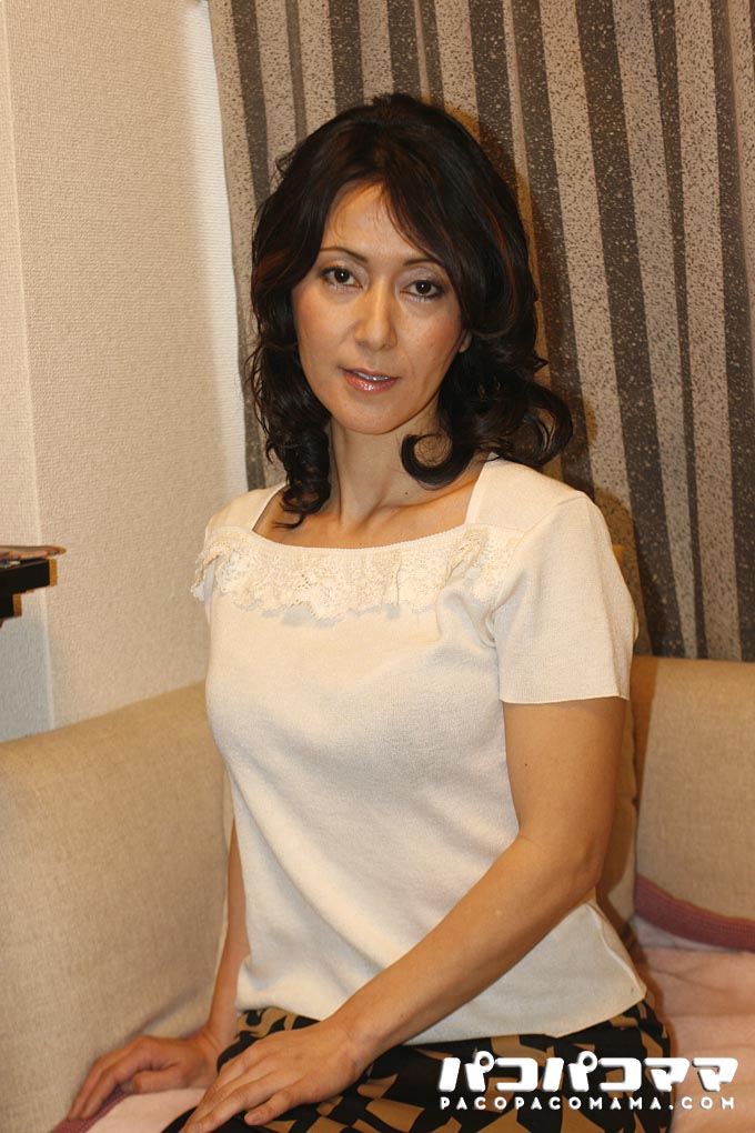 四畳半と熟女 〜若い燕に溺れる四十路妻〜