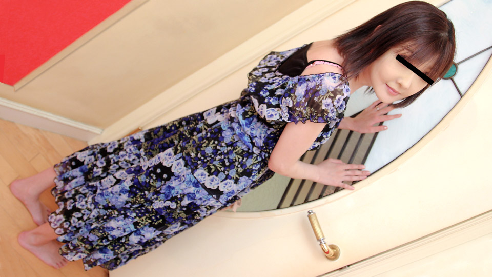 40 Year Old Wife's Secret Special Skills (PacoPacoMama-090320_353) sample image 1