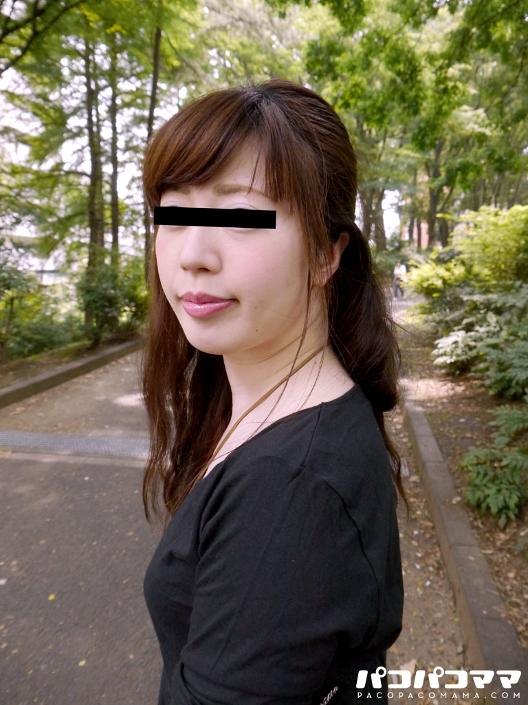 超ミニスカで誘うムチムチ熟女~市井亜矢花